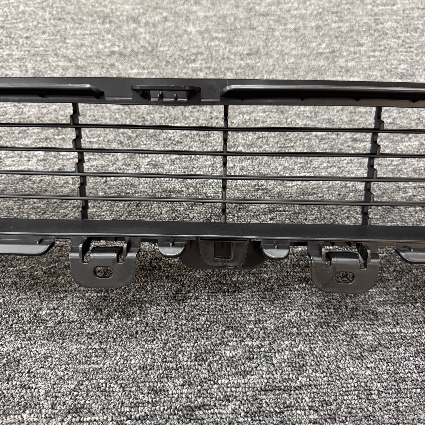 OEM For 2020-2024 Tesla Model Y 1493759-00-A Front Bumper Lower Center Grille