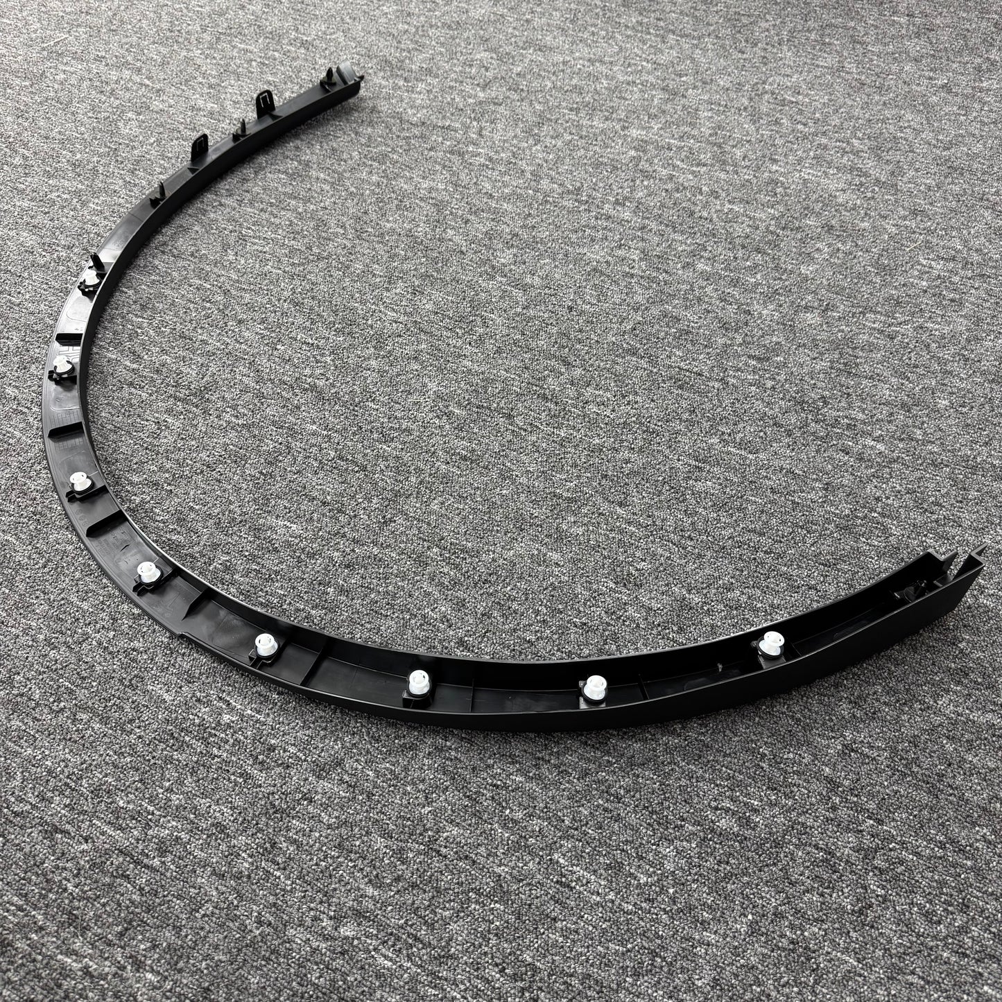 OEM 2020-2024 Tesla Model Y 1494188-98-C Rear Right Fender Wheel Molding Eyebrow