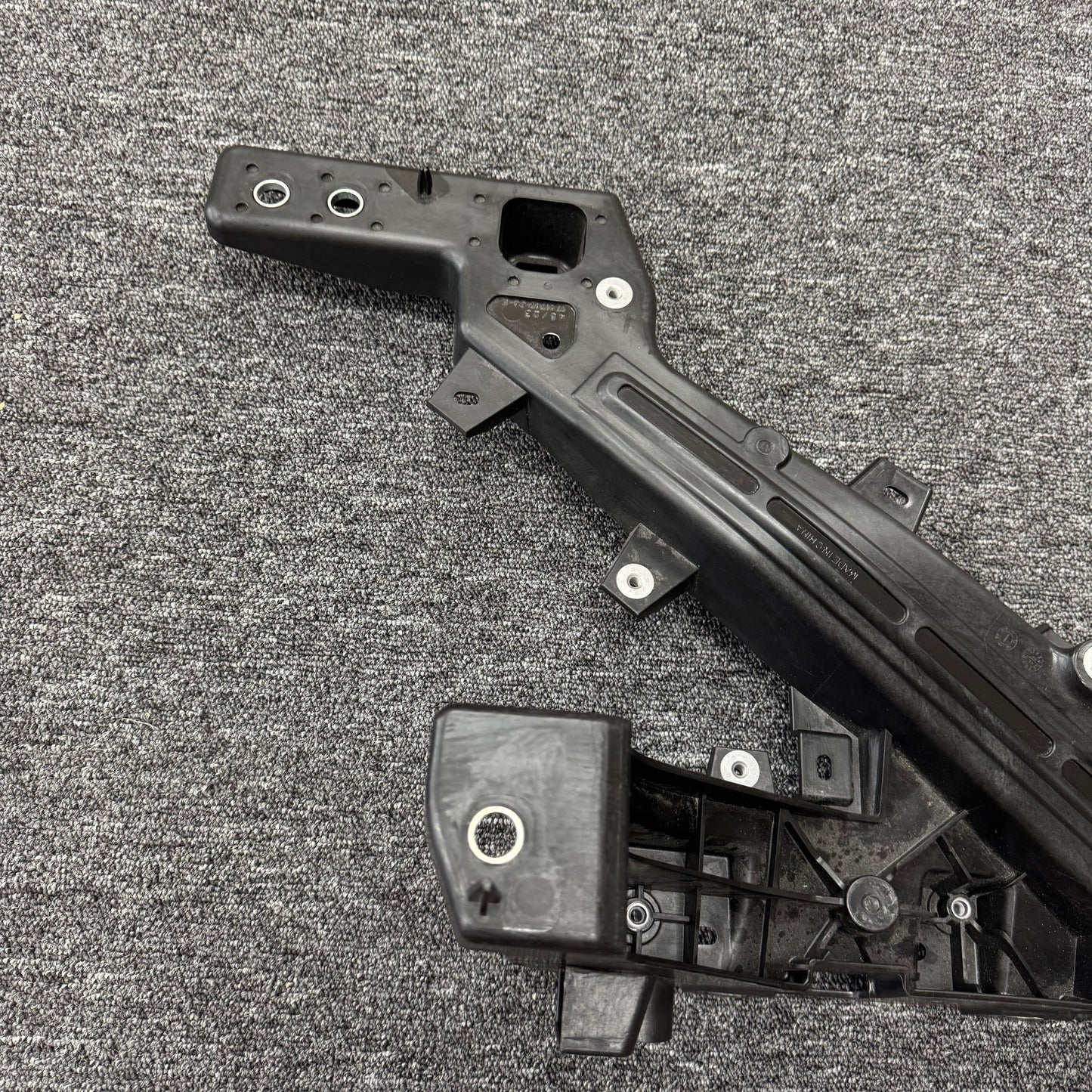 OEM For 2024 2025 Tesla Model 3 Front Radiator Support Bracket 1711743-00-F