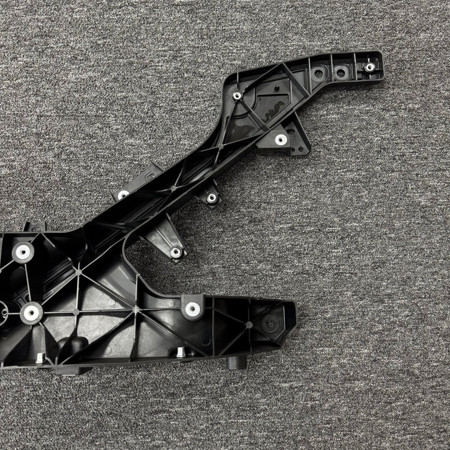 OEM 2020-2024 For Tesla Model Y Front Bumper End Radiator Support Carrier Core