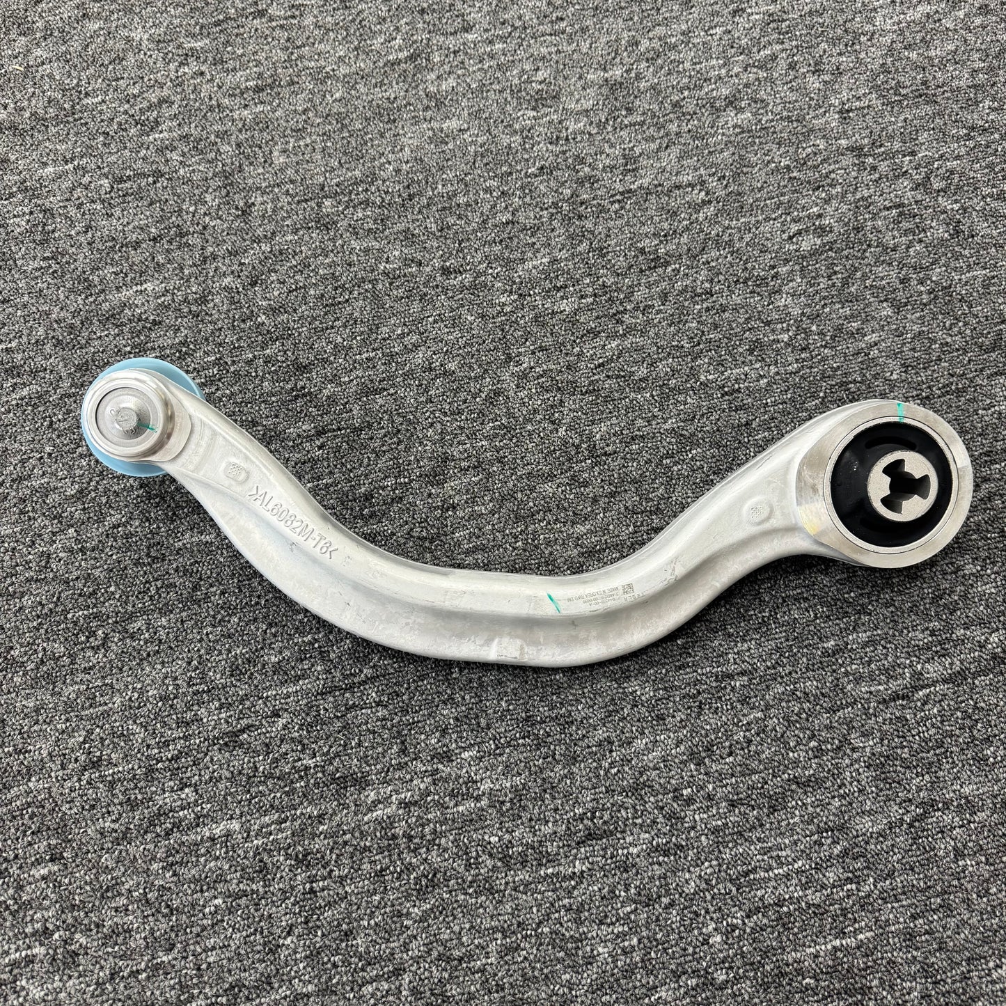 OEM For Tesla 2020-2023 Model Y 2017-2023 Model 3 Front Right Lower Control Arm