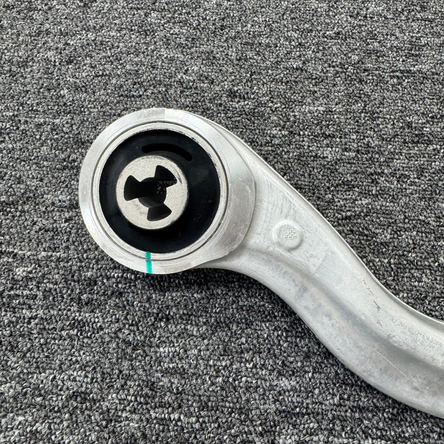 OEM For Tesla 2020-2023 Model Y 2017-2023 Model 3 Front Left Lower Control Arm