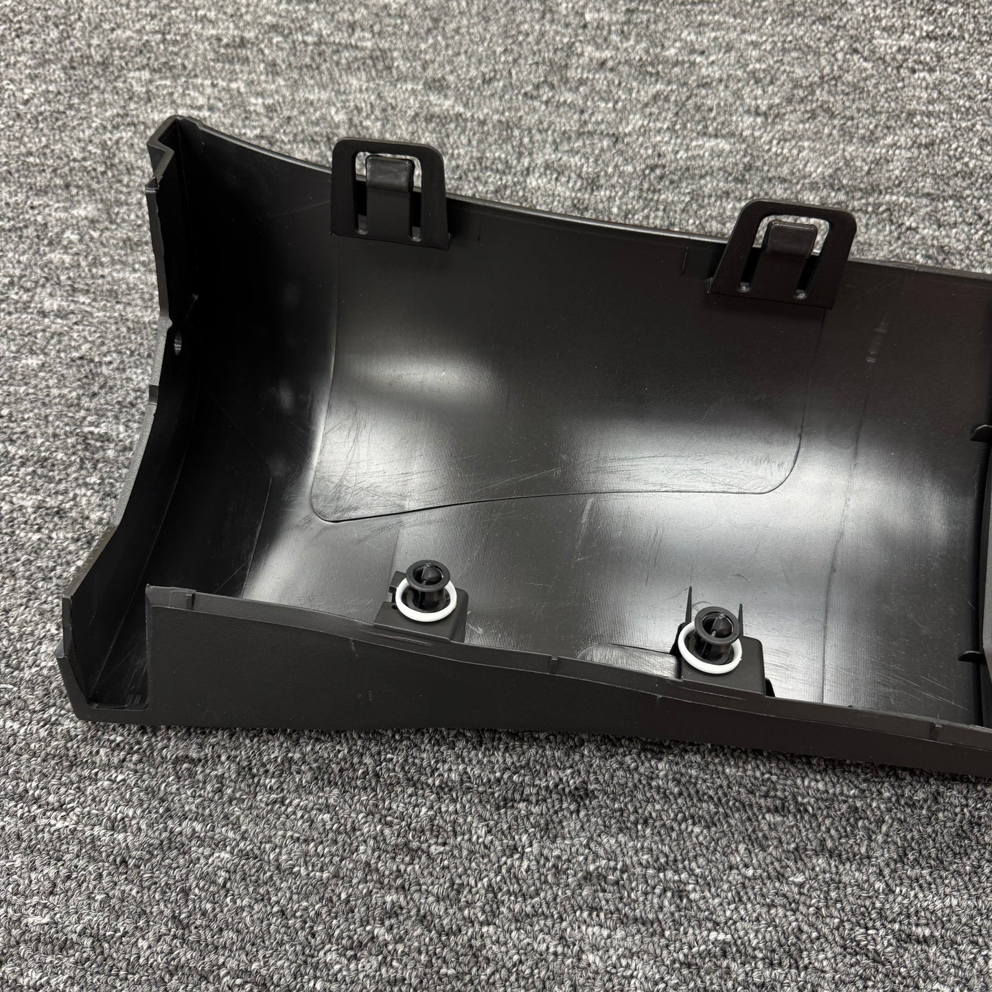 OEM For 2020-2024 Tesla Model Y Right Side Skirt Lower Rocker Molding Cover