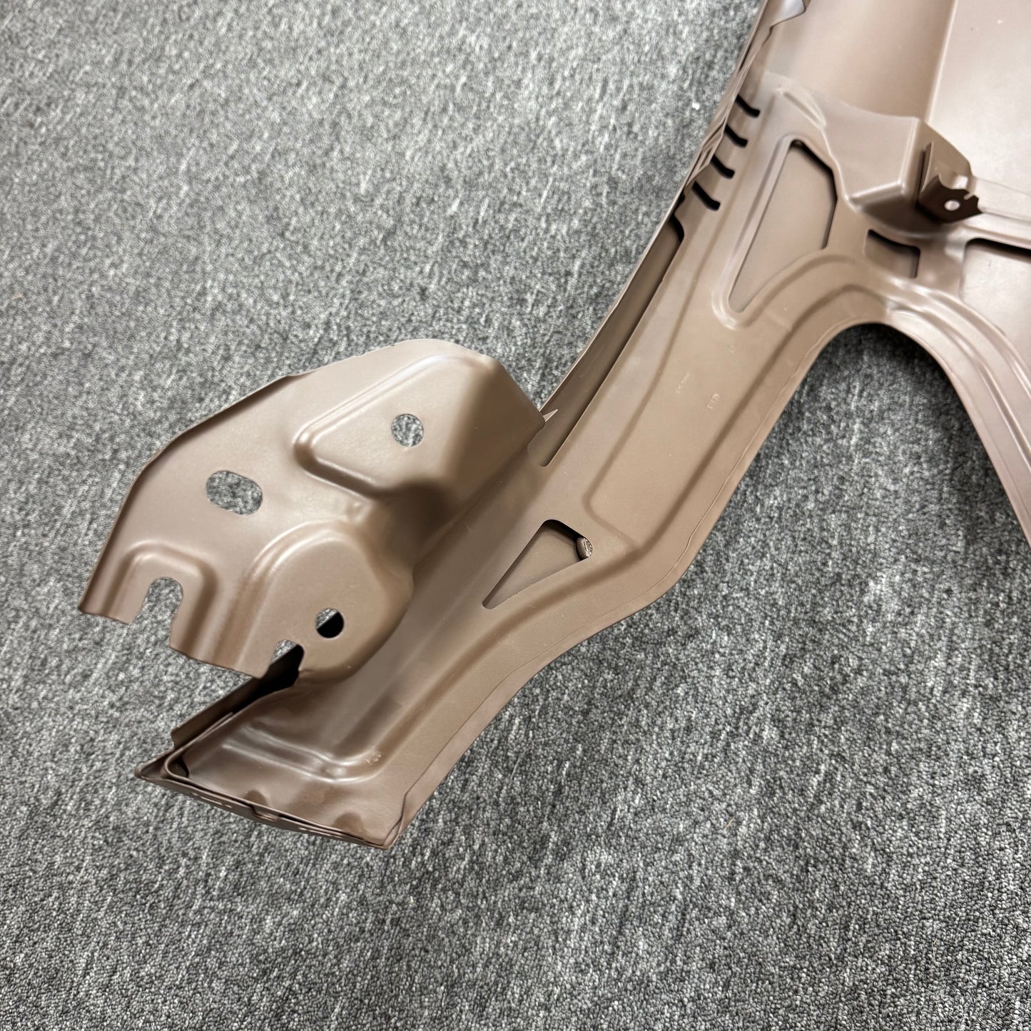 【OEM OPT】2020-2024 Tesla Model Y Right side Fender Panel 1493452-E0-B