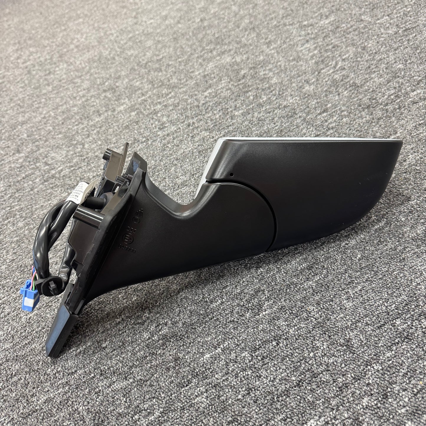 OEM For 2020-2023 Tesla Model Y Front Right Wing Mirror Assembly 1609791-00-D