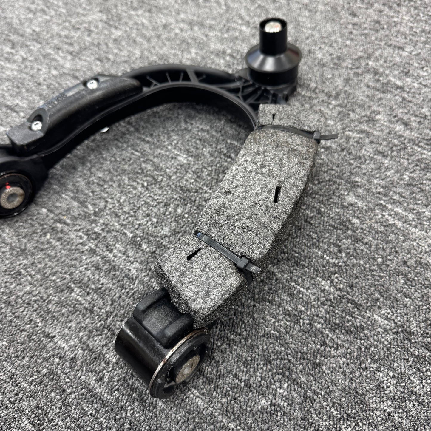 OEM For Tesla 2017-2023 Model 3 Front Right Upper Control Arm 2020-2024 Model Y