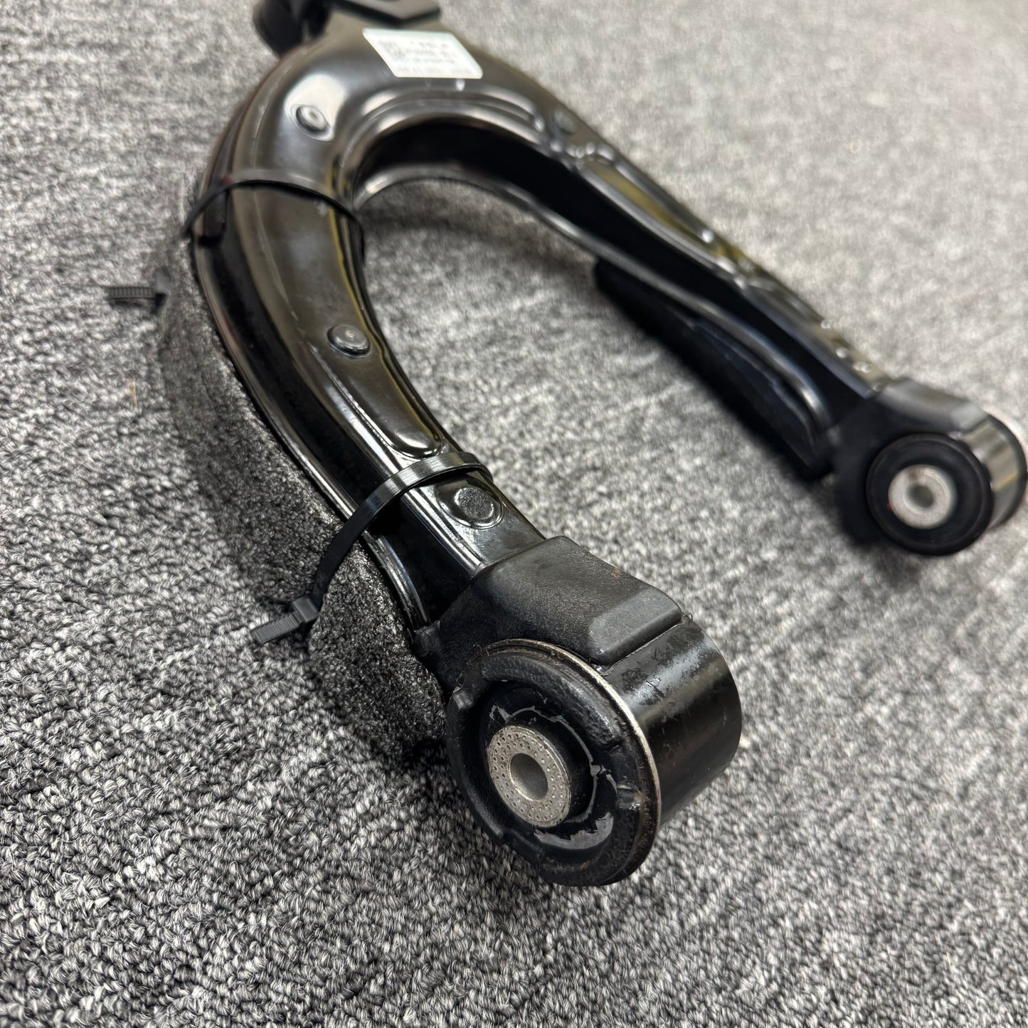 OEM For Tesla 2017-2023 Model 3 Front Right Upper Control Arm 2020-2024 Model Y