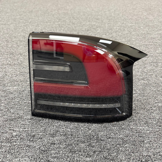 OEM For Tesla 2021-2024 Model X Rear Right Tail Light Lamp Assembly 1565497-00-C