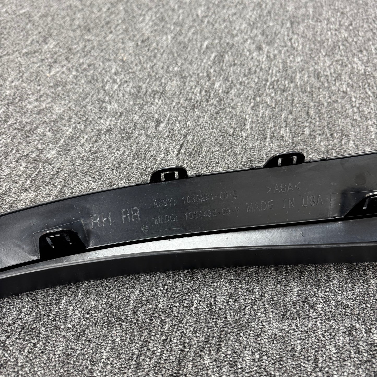 OEM For 2016-2023 Tesla Model X Rear Right Flare Wheel Arch Molding 1035291-00-E