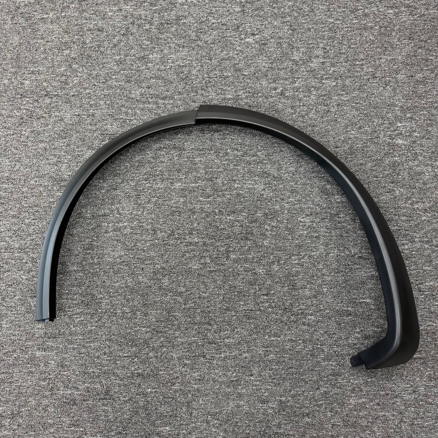 OEM For 2016-2023 Tesla Model X Rear Left Flare Wheel Arch Molding 1035290-00-E