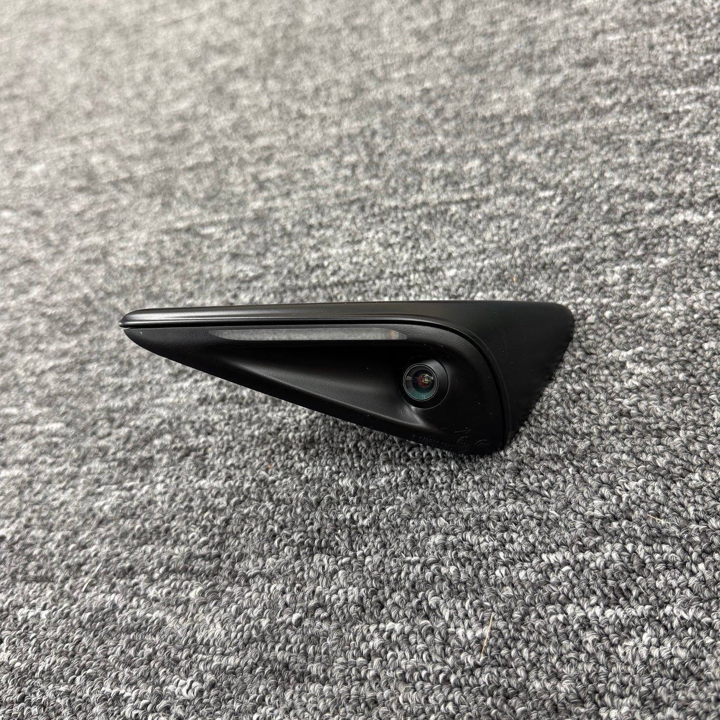OEM For Tesla 2023-2025 Model 3 Front Right Camera Repeater / Fender Turn Signal