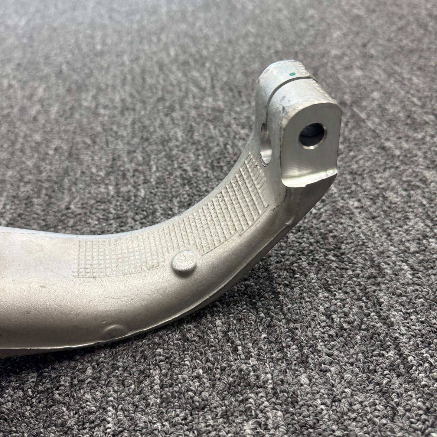 OEM For 2017-2023 Tesla Model 3 Front Left Steering Knuckle 1044311-00-E