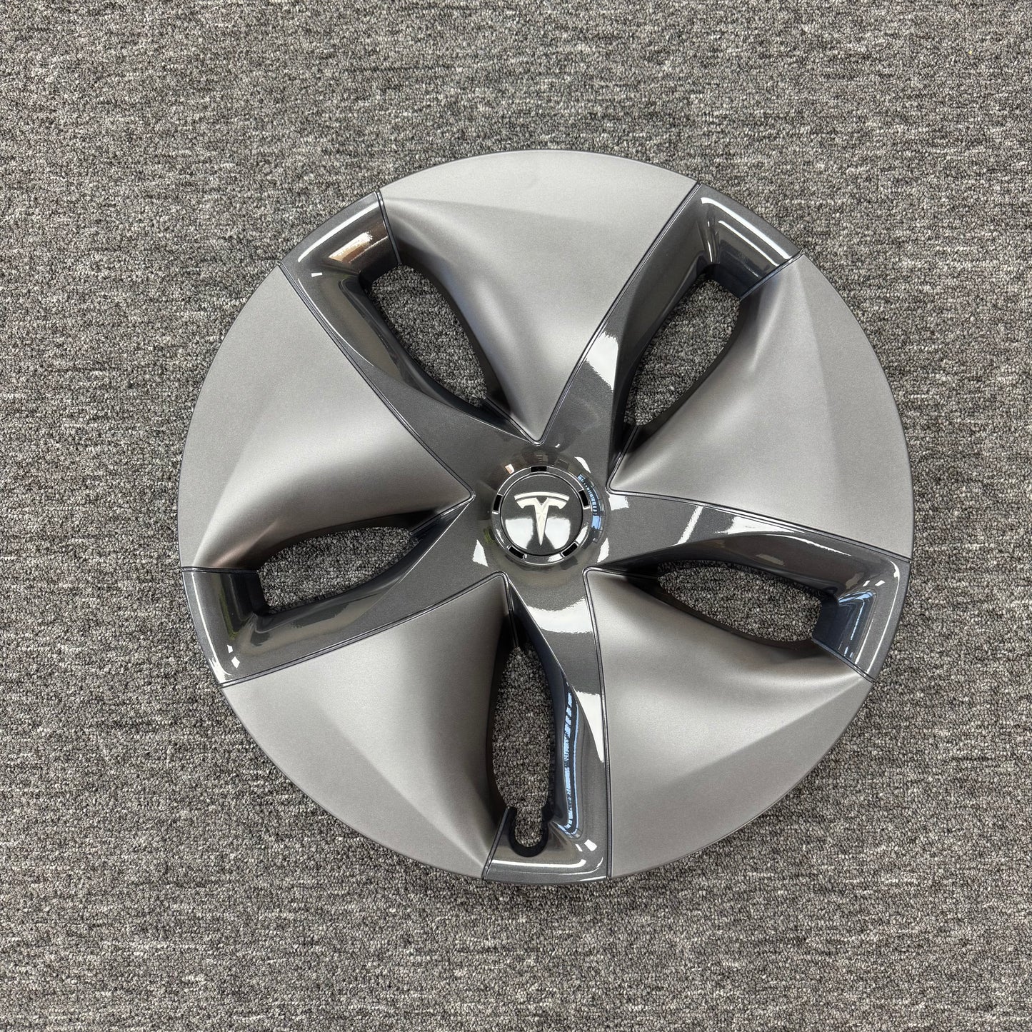 OEM For 2017–2020 Tesla Model 3  Aero Wheel Cover Hub Cap 18"  1044231-99-B