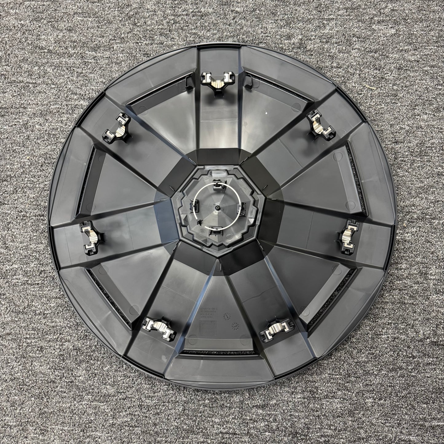 OEM For 2024–2025 Tesla Cybertruck  20" Core Wheel Cover Hub Cap 1250231-00-C