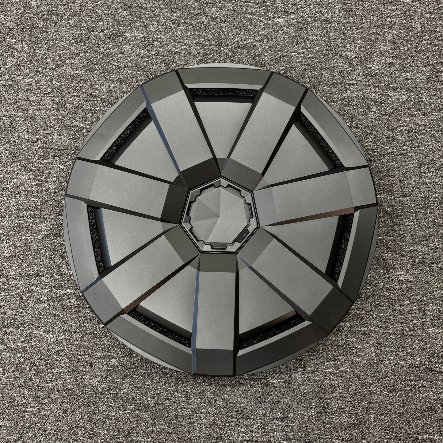 OEM For 2024–2025 Tesla Cybertruck  20" Core Wheel Cover Hub Cap 1250231-00-C