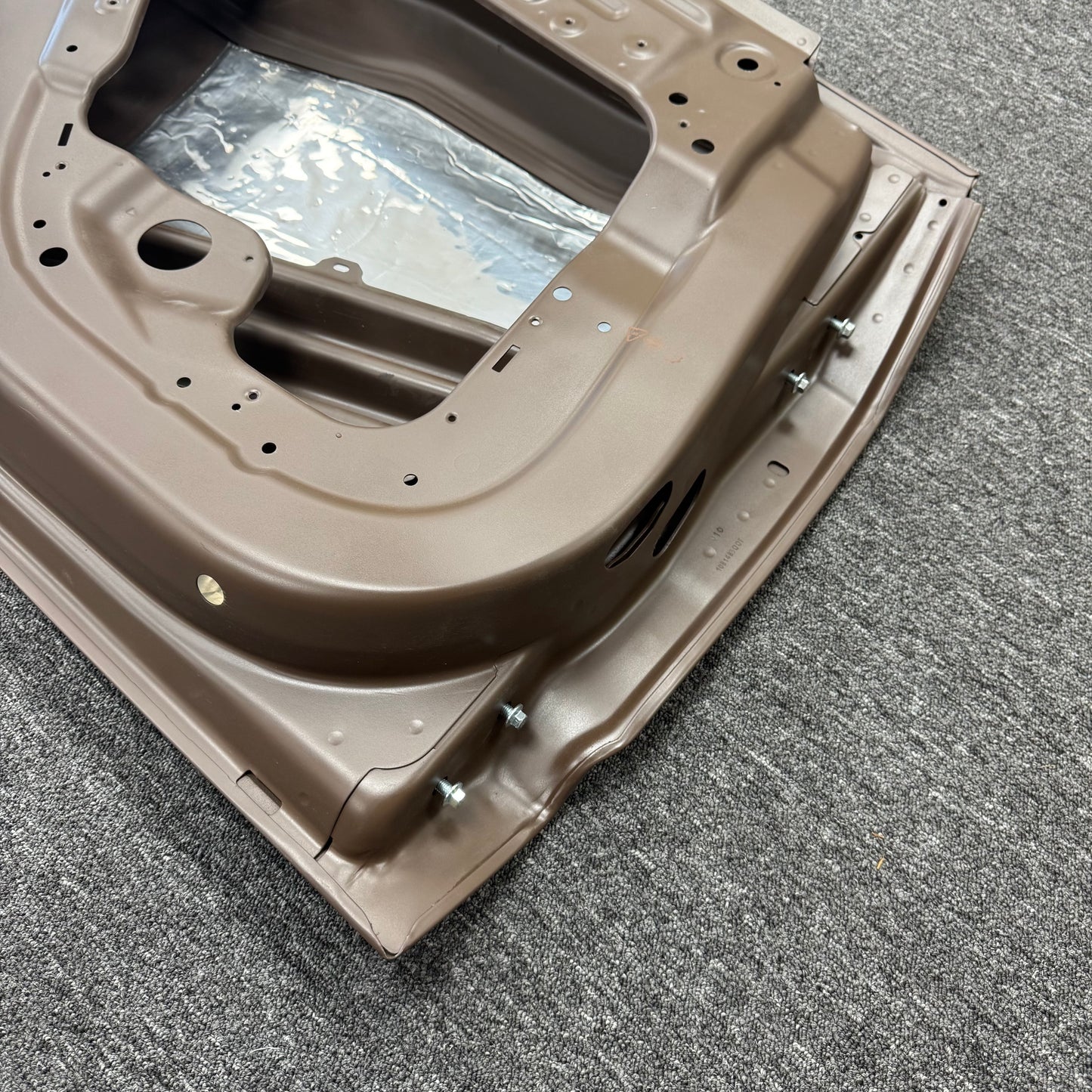【OEM OPT】For Tesla 2017-2023 Model 3 Rear Left Door Shell Panel  1081441-E0-C