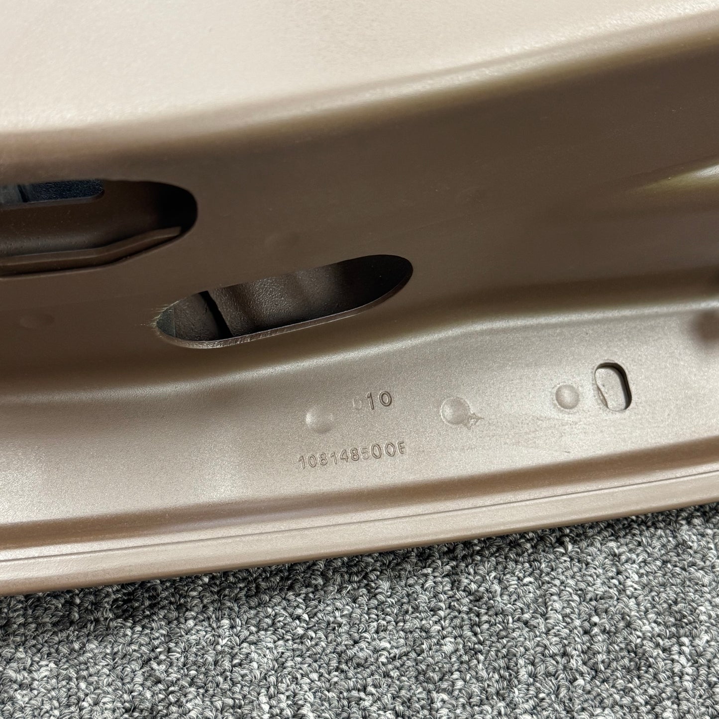【OEM OPT】For Tesla 2017-2023 Model 3 Rear Left Door Shell Panel  1081441-E0-C