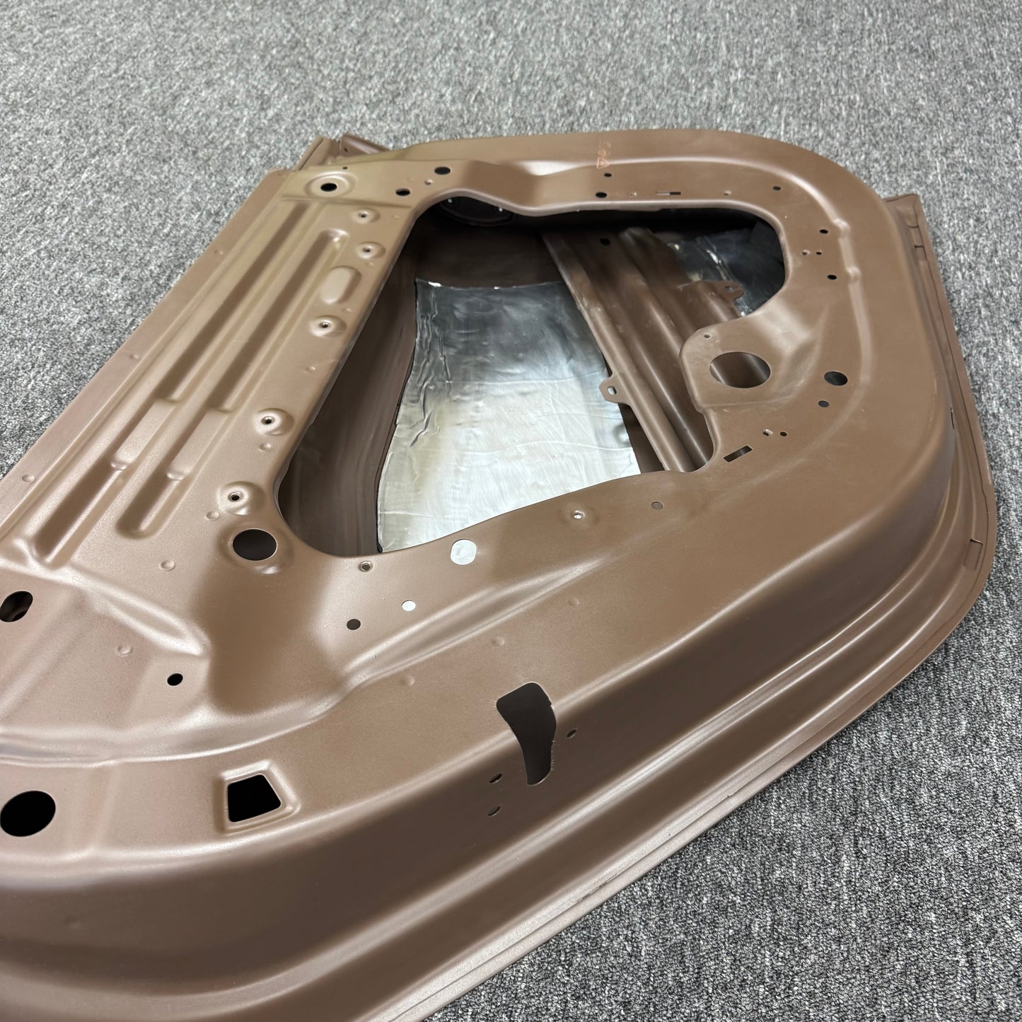 【OEM OPT】For Tesla 2017-2023 Model 3 Rear Left Door Shell Panel  1081441-E0-C
