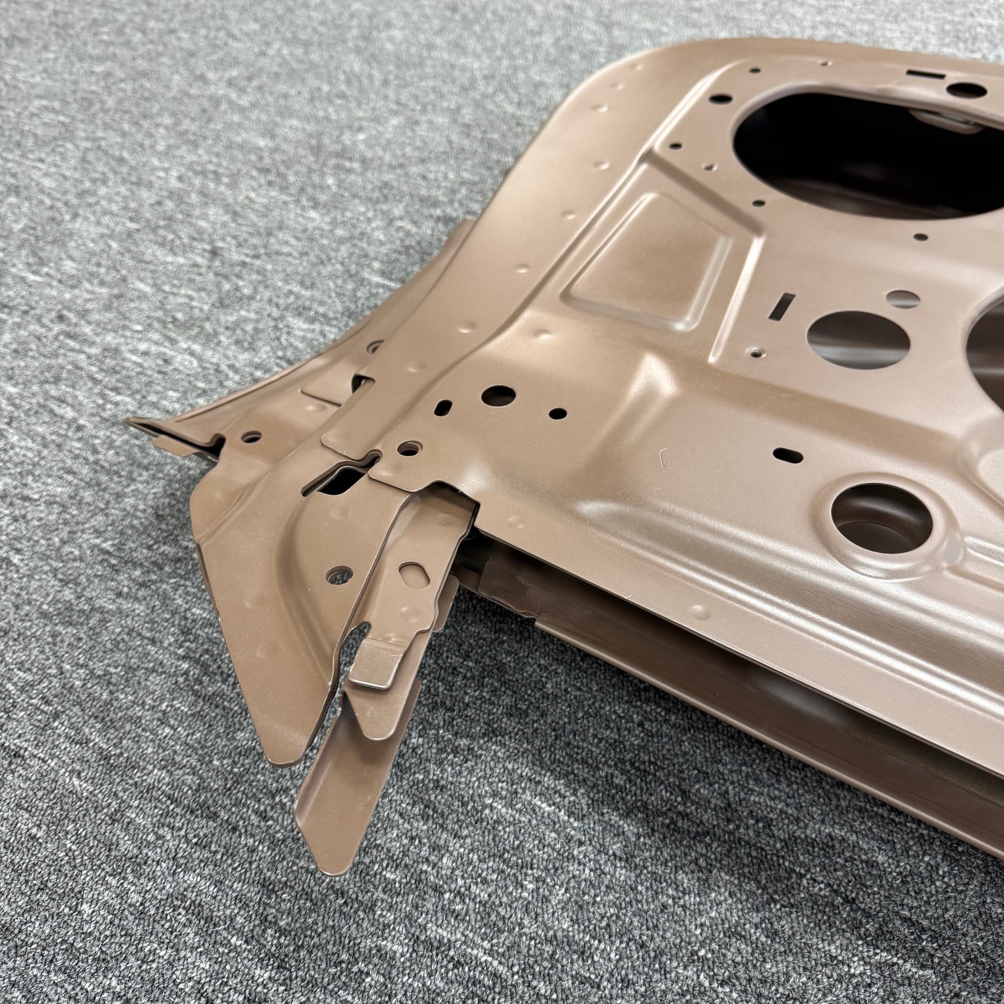 【OEM OPT】For Tesla 2017-2023  Model 3 Front Left Door Shell Panel 1081421-E0-C