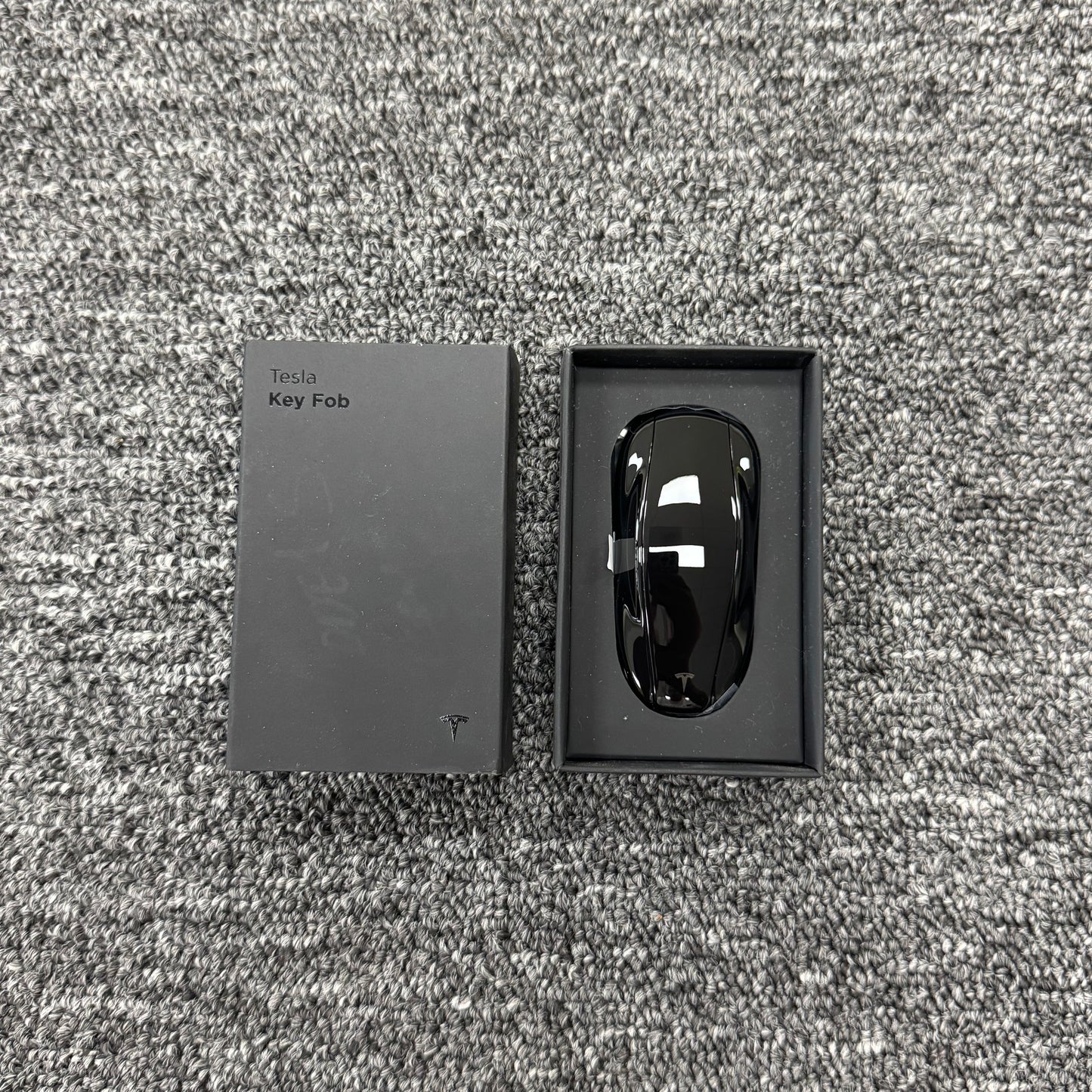 OEM Tesla 2021–2024 Model S 1618096-91-G Smart Key Remote Fob FCC: 2AEIM-1614283