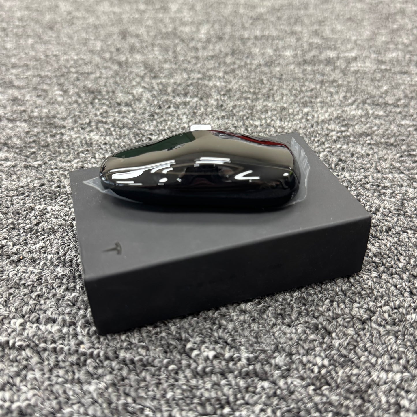OEM Tesla 2021–2024 Model S 1618096-91-G Smart Key Remote Fob FCC: 2AEIM-1614283