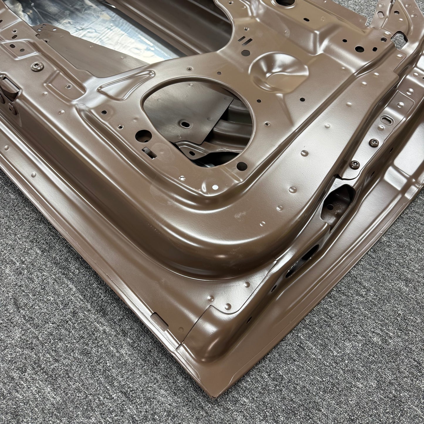 【OEM OPT】For Tesla 2024-2025 Model 3 Front Left Door Shell Panel 1751845-00-C