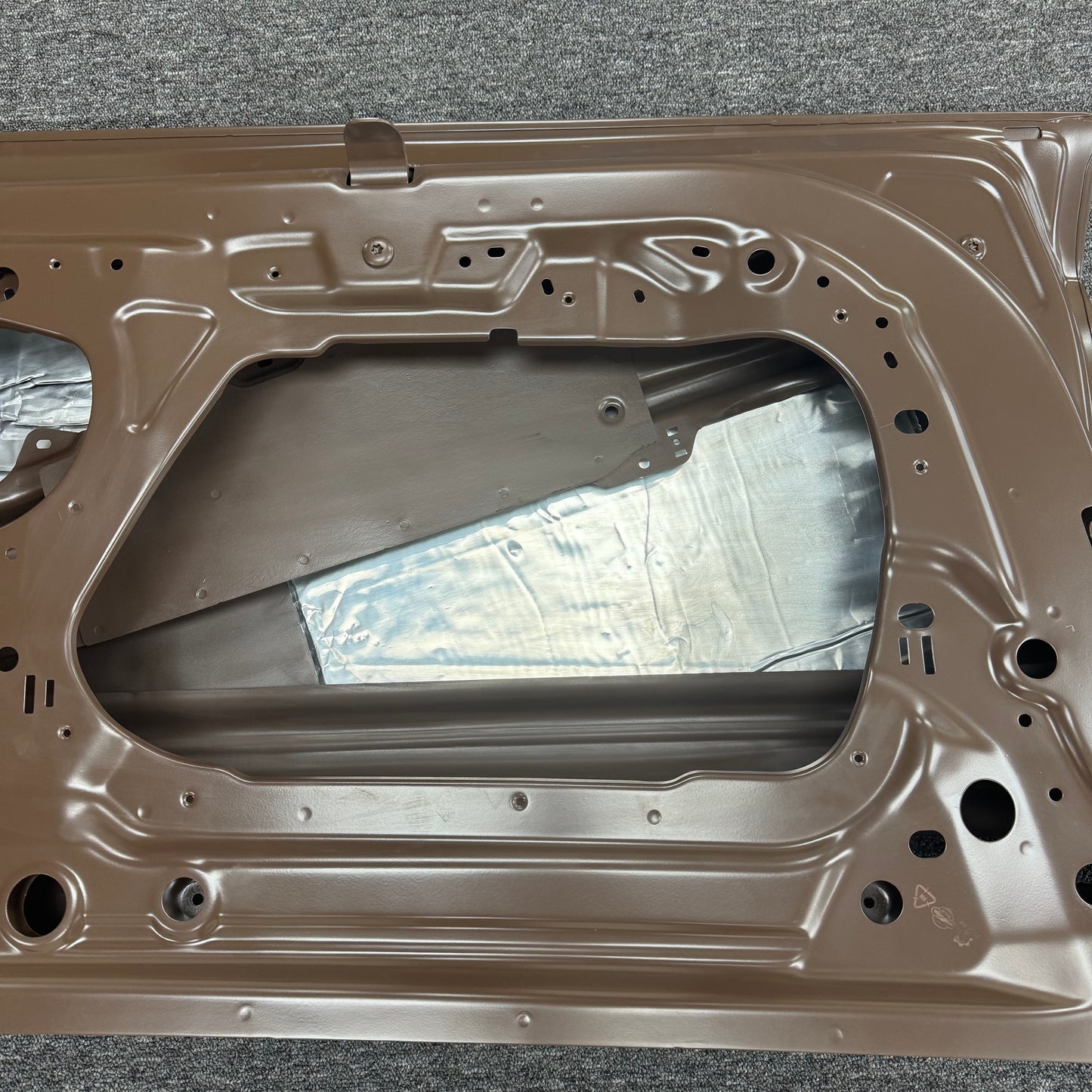 【OEM OPT】For Tesla 2024-2025 Model 3 Front Left Door Shell Panel 1751845-00-C