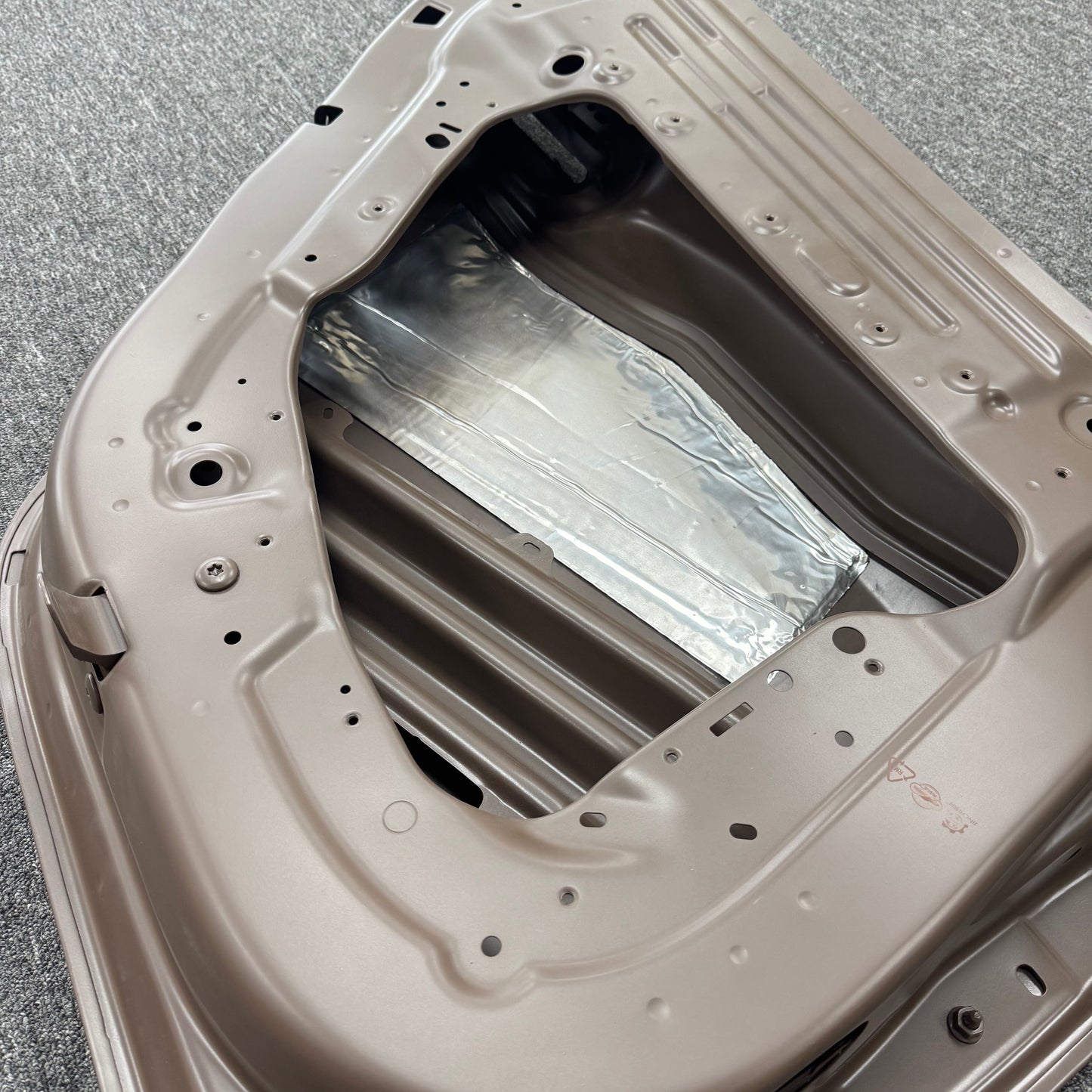 【OEM OPT】For Tesla 2024-2025 Model 3 Rear Left Door Shell Panel 1751847-00-A
