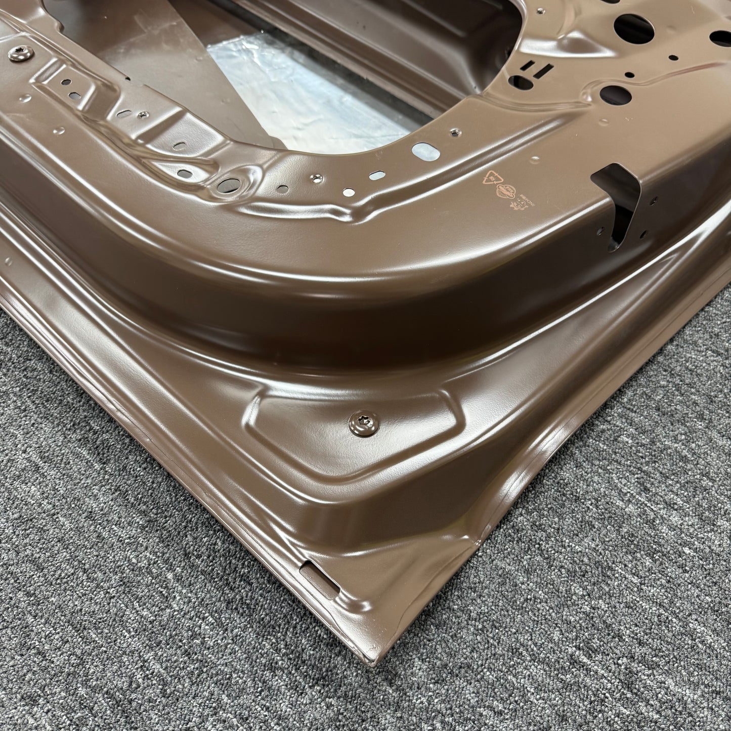 【OEM OPT】For Tesla 2024-2025 Model 3 Front Right Door Shell Panel 1751846-00-C