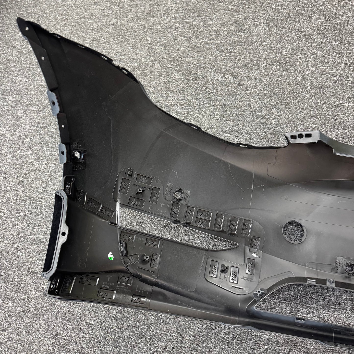 OEM For 2020-2025 Tesla Model Y Front Bumper Cover With Sensor Hole 1493745-00-A