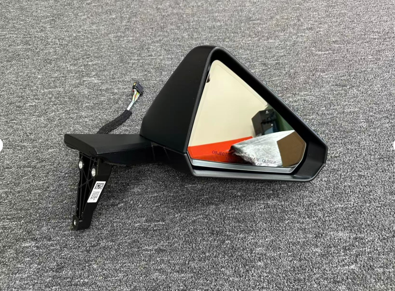 OEM NEW TESLA CYBERTRUCK MIRROR ASSEMBLY RIGHT SIDE 2037461-00-B