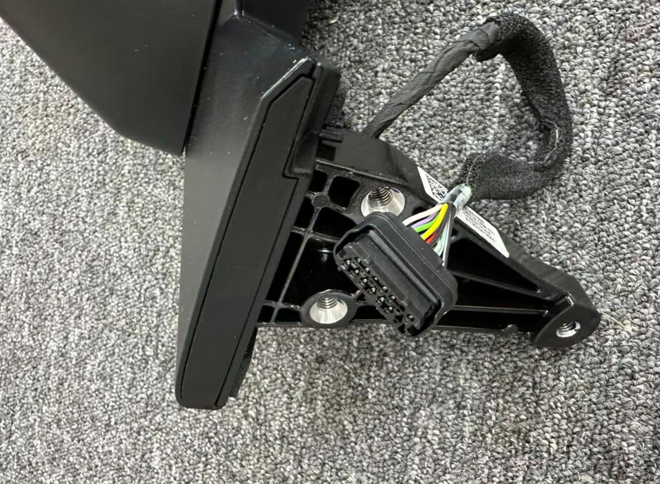 OEM NEW TESLA CYBERTRUCK MIRROR ASSEMBLY RIGHT SIDE 2037461-00-B