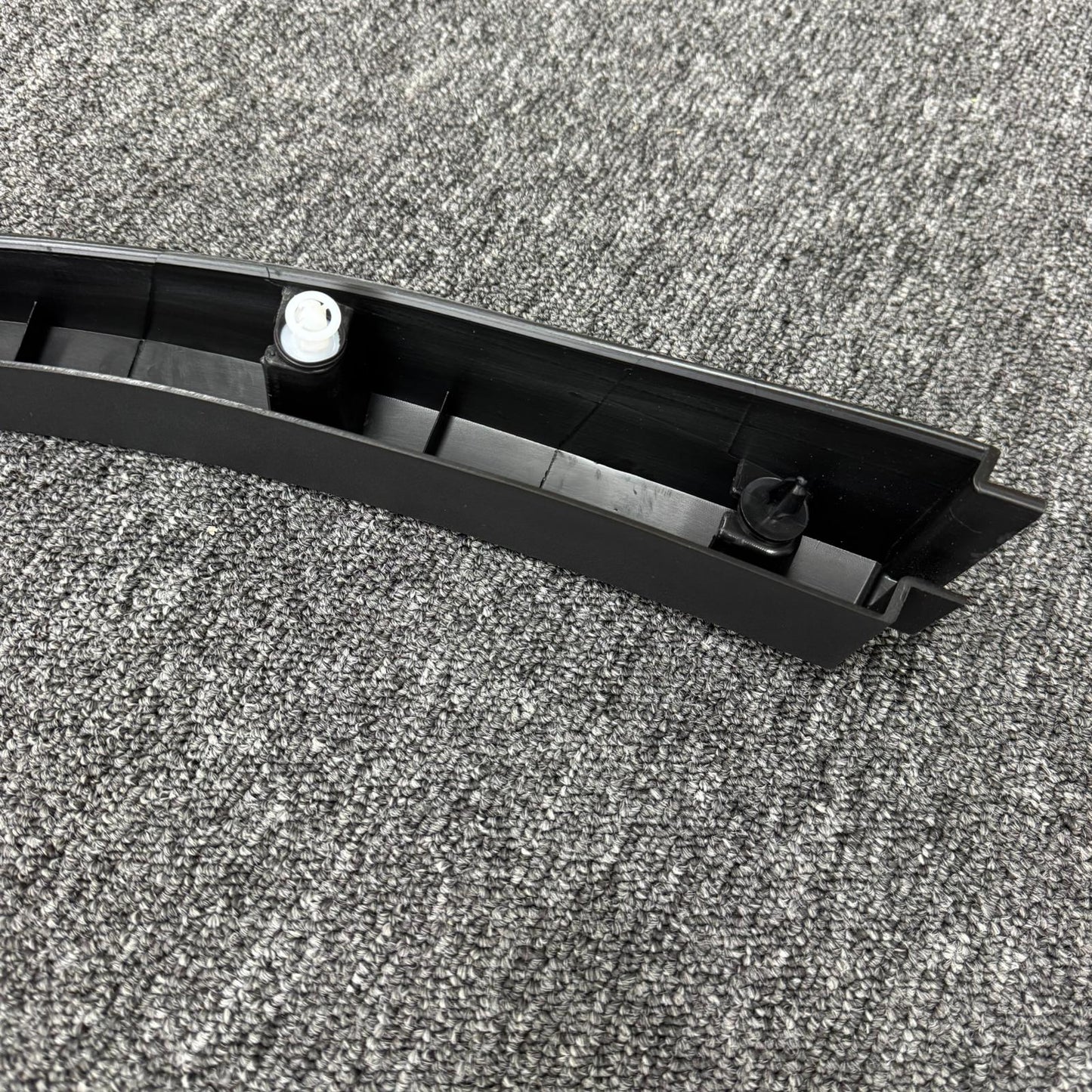 OEM 1494187-98-C  For Tesla Model Y 2020-2024 Rear left Fender Flare Wheel Arch